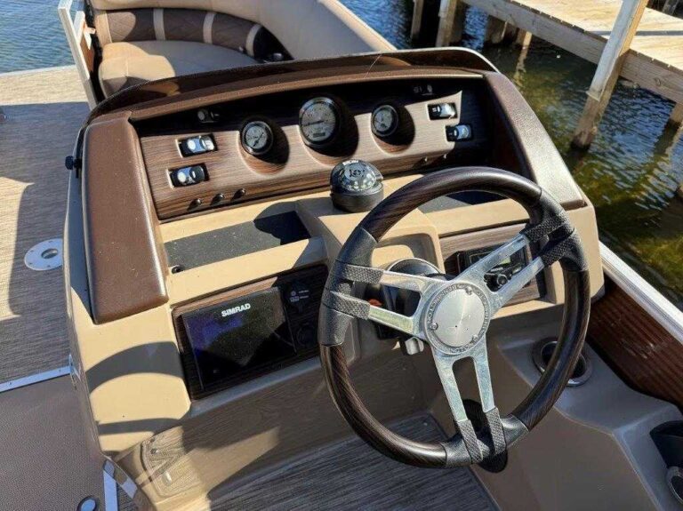 2021 Bennington 22LSRC - SPS US-ETWK6671B121 [photo 11]